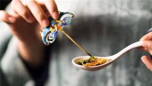 Pho Nghi son hao hai vi du ca nhung khong duoc an thu nay-Hinh-2