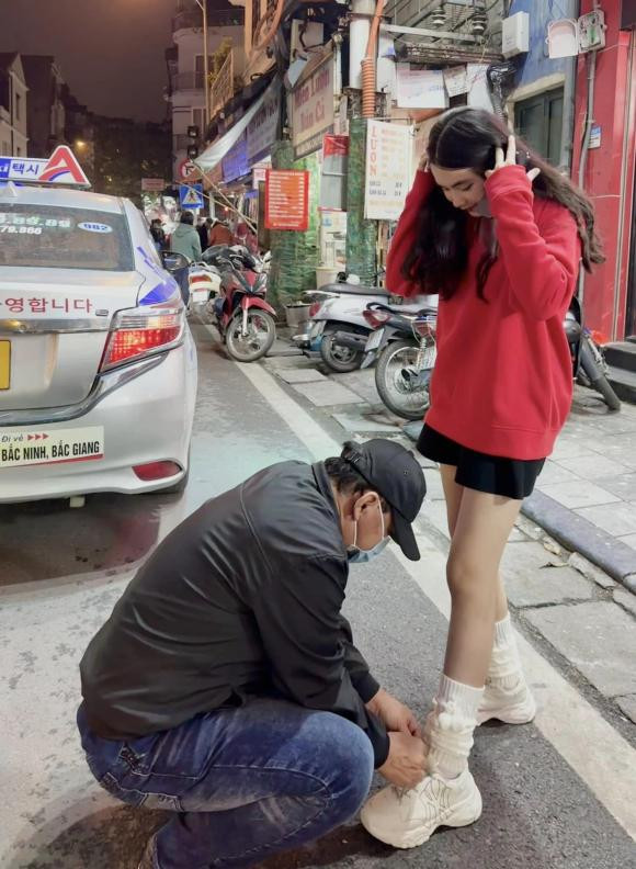 Ba xa Quyen Linh tung loat anh moi cua 2 ai nu-Hinh-6