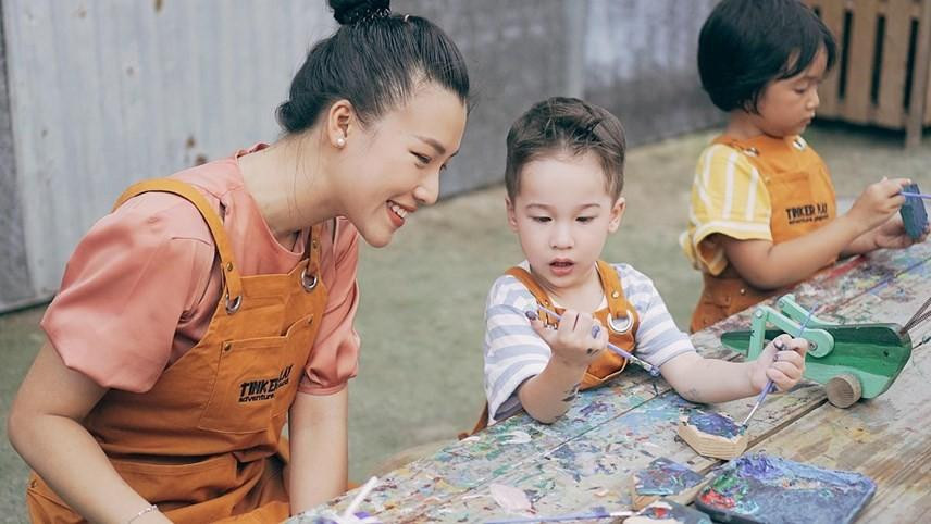 Vẻ ngoài trẻ trung, xinh đẹp của những sao Việt làm mẹ đơn thân - Hình 7 Ve ngoai tre trung, xinh dep cua nhung sao Viet lam me don than-Hinh-7