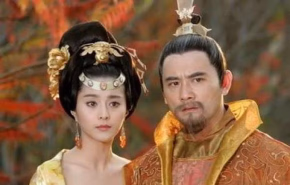 Cac vi Hoang de co dai to chuc sinh nhat cua ho the nao?-Hinh-3