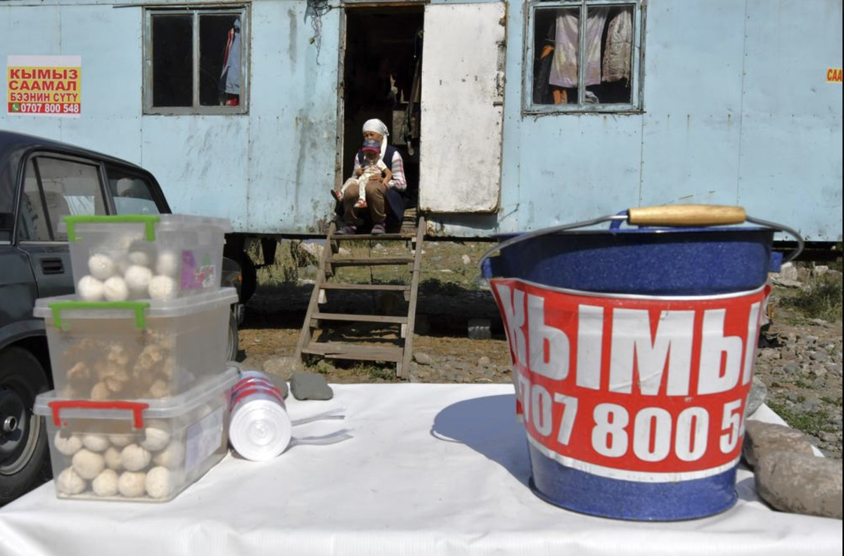 Kyrgyzstan trong mùa lên men sữa ngựa - Hình 14 Kyrgyzstan trong mua len men sua ngua-Hinh-14