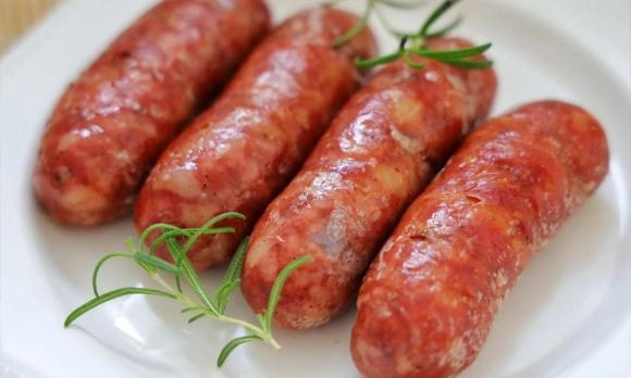 Bat ngo 5 loai thuc pham pha huy collagen tren da-Hinh-3