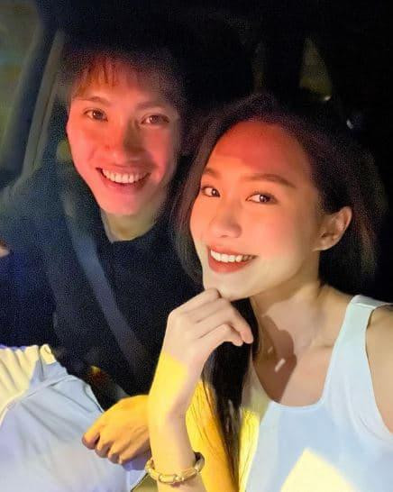 Loạt ảnh cứ xuất hiện là "dính như sam" của Văn Hậu - Hải My - Hình 2 Loat anh cu xuat hien la