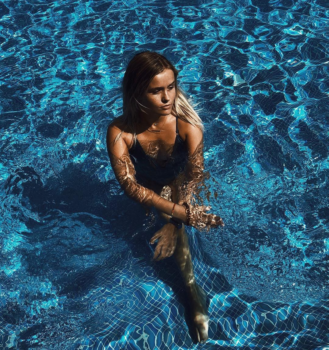 De Jong không thể rời Barca vì sợ vợ? - Hình 5 De Jong khong the roi Barca vi so vo?-Hinh-5