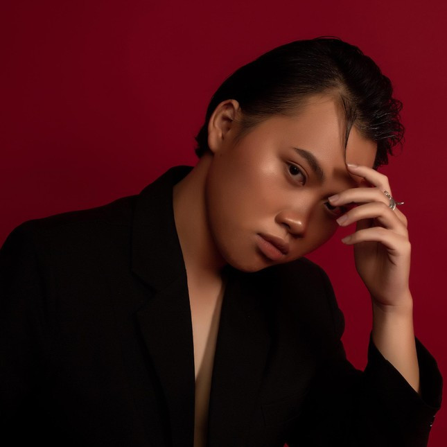 Nam sinh nganh Thanh nhac doi dien voi body shaming-Hinh-5