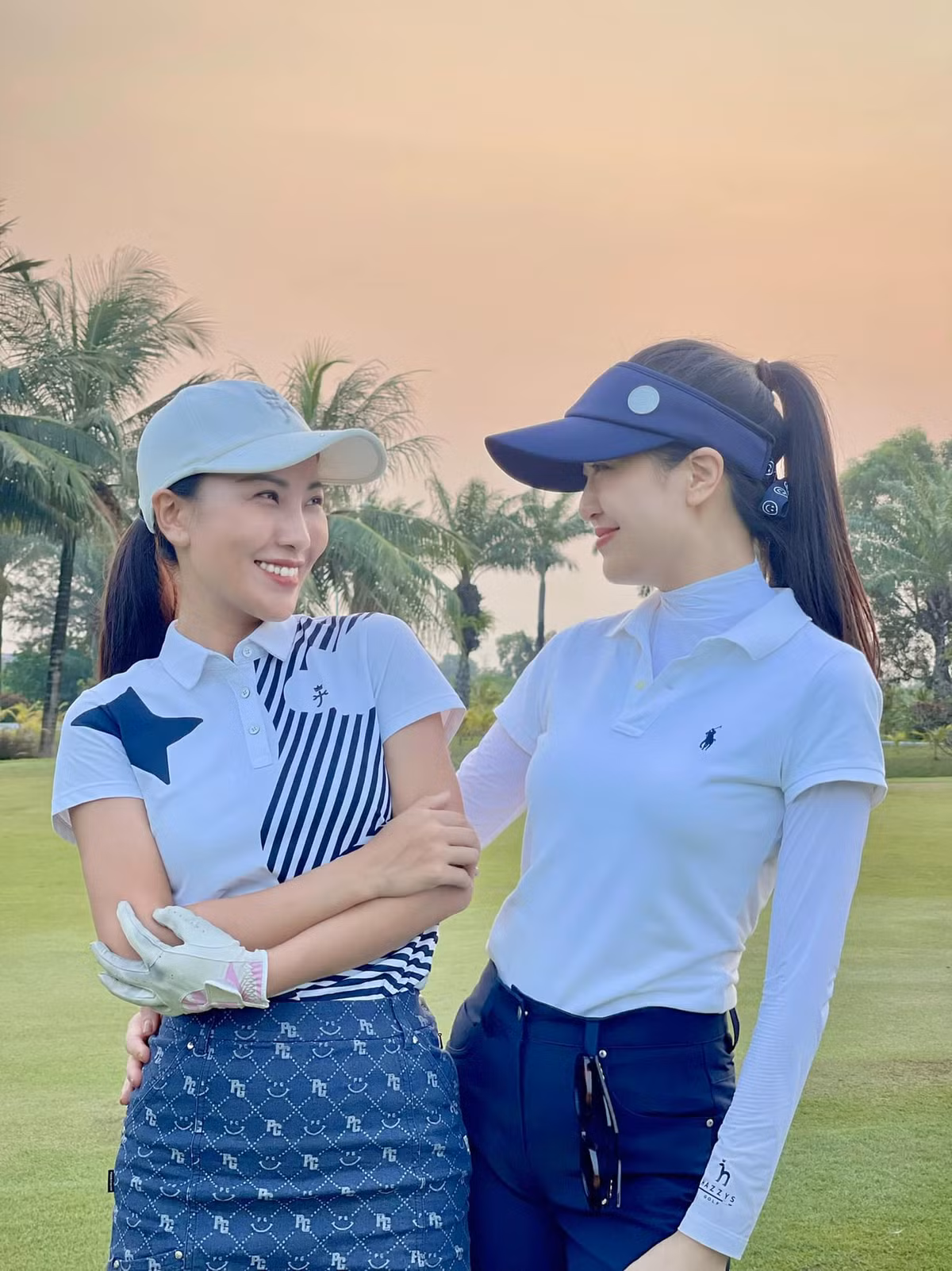 MC, dien vien noi tieng di nham san golf lay duoc chong nhu y-Hinh-5