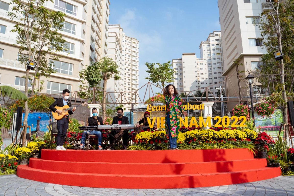 Khong khi cho Tet xua - nay tai pho di bo Ha Noi-Hinh-21