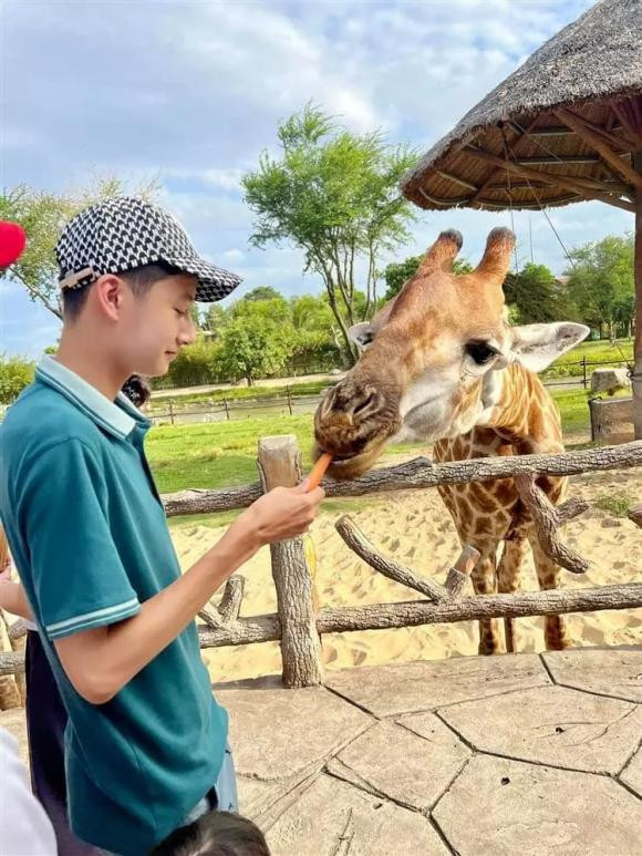 Quang Dũng đăng ảnh khi trẻ, bất ngờ tưởng hình của Bảo Nam - Hình 6 Quang Dung dang anh khi tre, bat ngo tuong hinh cua Bao Nam-Hinh-6