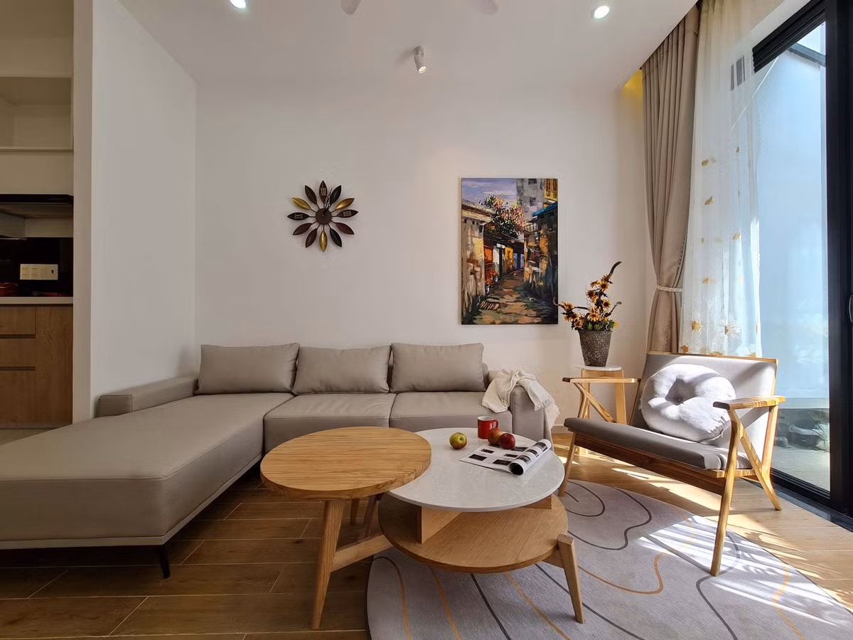 'Ao' nuoi ca, trong hoa sung tren san thuong ngoi nha pho-Hinh-8