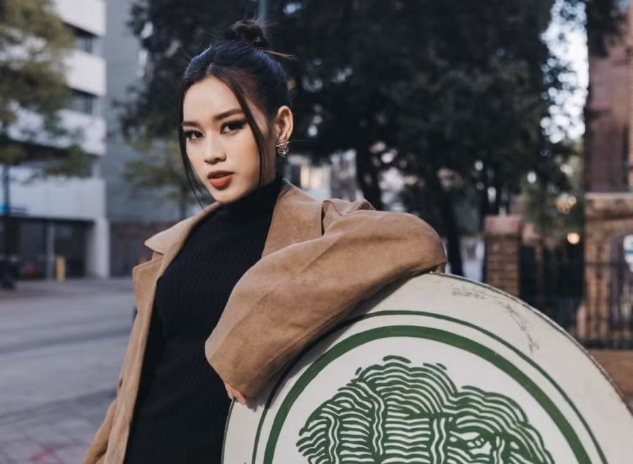 Do Ha tro ve Viet Nam sau hanh trinh o Miss World-Hinh-2