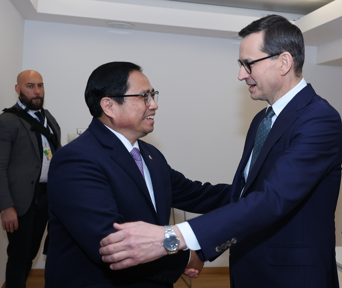Thu tuong Pham Minh Chinh gap go lanh dao nhieu nuoc trong EU, ASEAN-Hinh-3