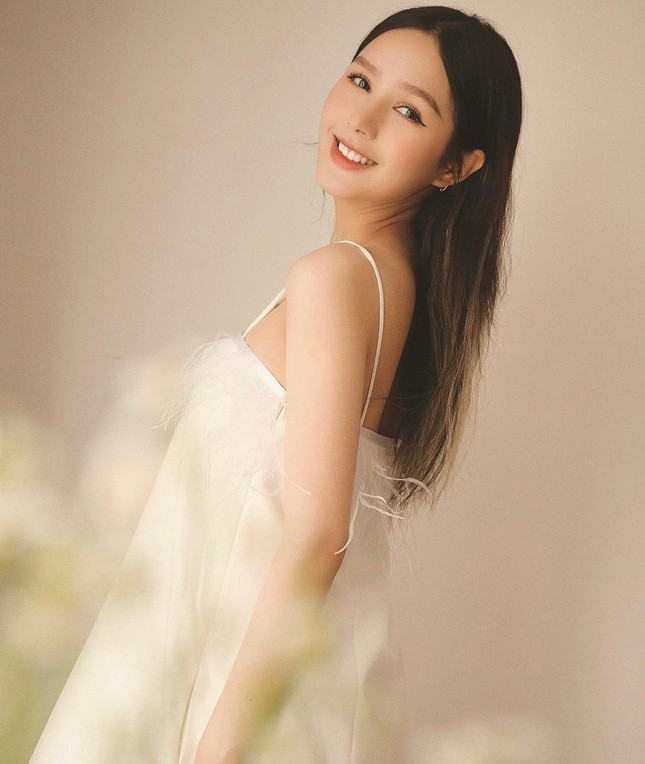 Lay streamer giau nhat Viet Nam, nhan sac Xoai Non ngay cang thang hang-Hinh-9