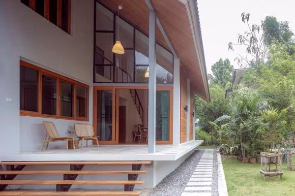 Hiên nhà tạo cảm giác thư thả.