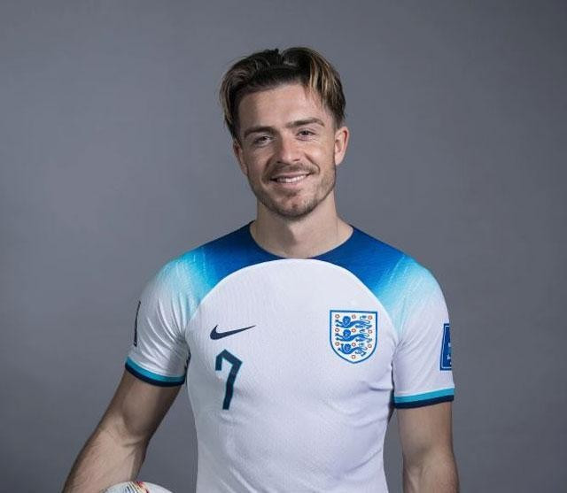 Sasha Attwood bắt đầu hẹn hò với Jack Grealish khi mới 16 tuổi.