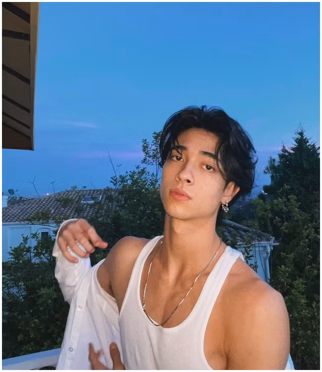 Dan trai dep tiktok nong nhat hanh tinh, kiem hang chuc ty/nam-Hinh-6