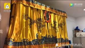 Một ngày của Hoàng đế triều Thanh trôi qua như thế nào? - Hình 2 Mot ngay cua Hoang de trieu Thanh troi qua nhu the nao?-Hinh-2