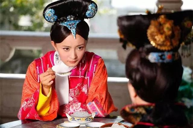 Phi tan khong con nhung duoc 3 hoang de sung ai