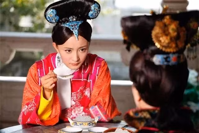 Phi tan khong con nhung duoc 3 hoang de sung ai