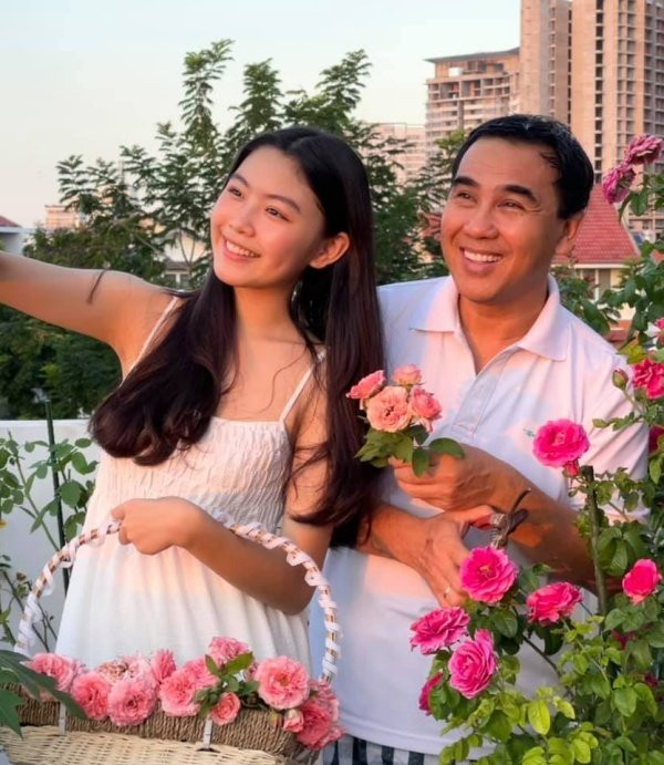 Con gái Quyền Linh khoe nhan sắc xinh đẹp như Hoa hậu - Hình 8 Con gai Quyen Linh khoe nhan sac xinh dep nhu Hoa hau-Hinh-8