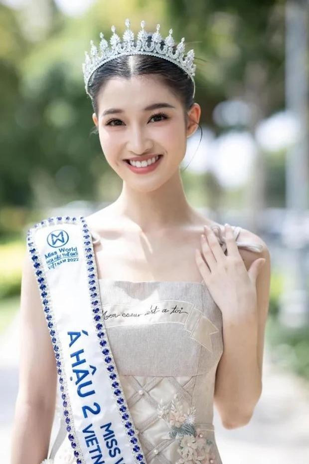 Giat minh mat moc A hau Phuong Nhi, khong con 