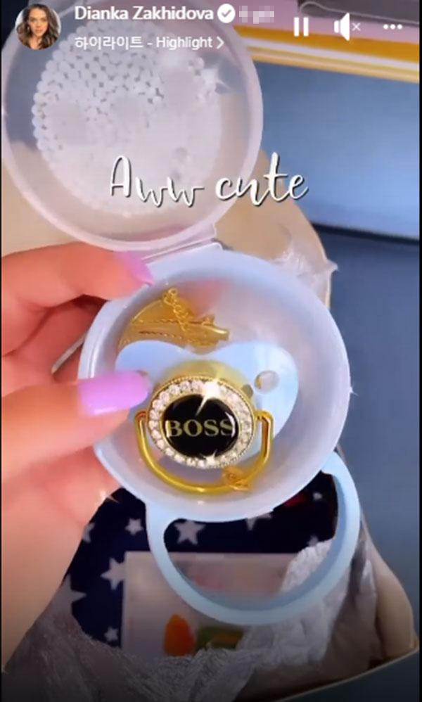 Bui Tien Dung khui qua xin me vo tang chau ngoai sap ra doi-Hinh-2