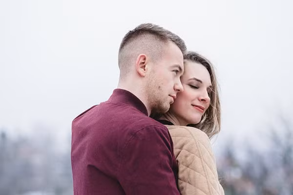 Yeu lai nguoi cu, toi thanh ke thu 3 co ket cuc be bang-Hinh-4