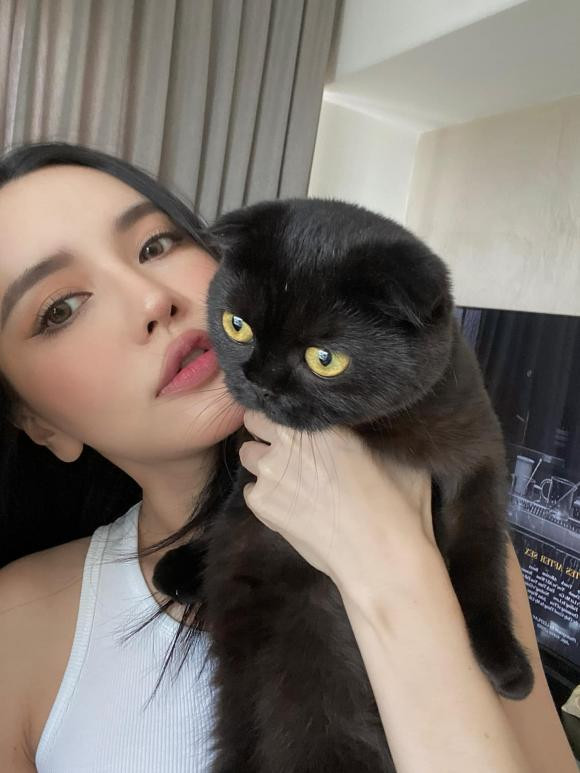 Sinh nhat Bich Phuong, bo ruot gui loi chuc kem loat anh hiem-Hinh-6