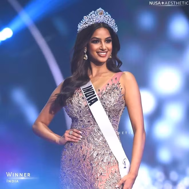 Năm 2021, người đẹp đến từ Ấn Độ - Harnaaz Sandhu đăng quang Miss Universe. Cô gây ấn tượng bởi phần trả lời ứng xử thông minh, truyền cảm hứng.
