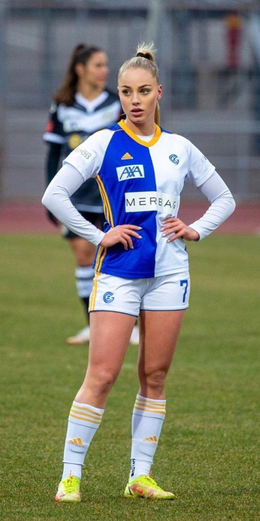 Nu cau thu bong da dep nhat the gioi khong muon lam nguoi mau-Hinh-9