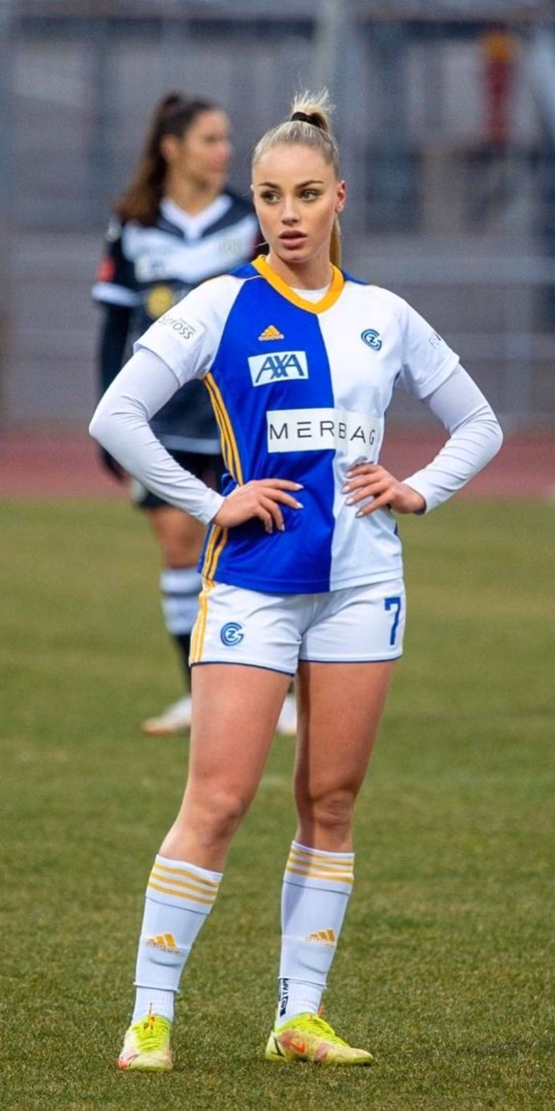 Nu cau thu bong da dep nhat the gioi khong muon lam nguoi mau-Hinh-9