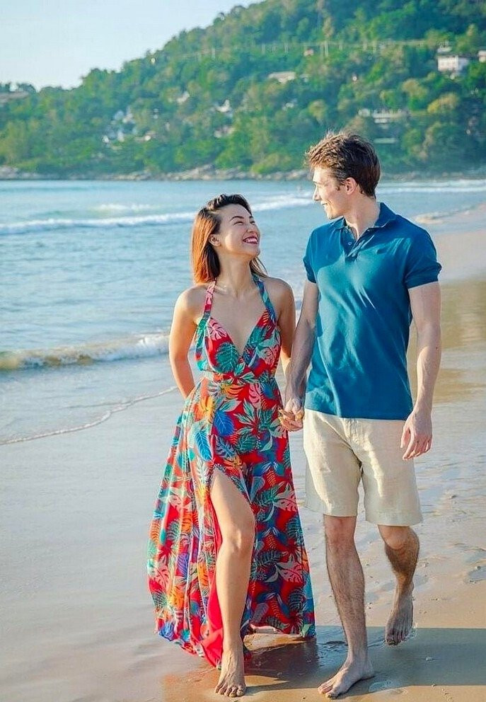 Gu thời trang đồng điệu của vợ chồng MC Hoàng Oanh trước khi ly hôn - Hình 6 Gu thoi trang dong dieu cua vo chong MC Hoang Oanh truoc khi ly hon-Hinh-6