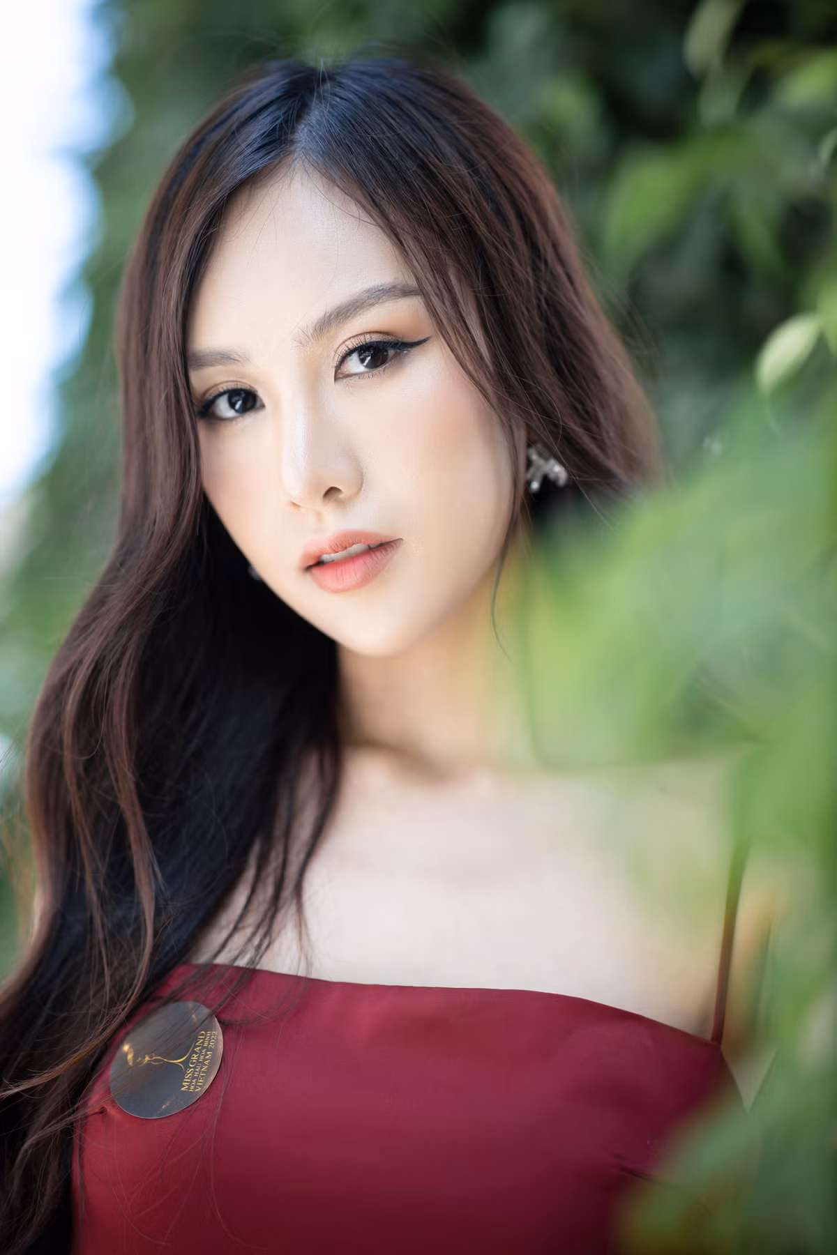 Chia sẻ về lý do tham gia Miss Grand Vietnam 2022, Anh Phương cho biết: "Tôi có theo dõi Miss Grand International 2021, khi Thùy Tiên đăng quang ngôi vị cao nhất ở Thái Lan, tôi được truyền cảm hứng rất nhiều. Tôi thích những tiêu chí của cuộc thi. Sau khi kết thúc Hoa hậu Du lịch Việt Nam toàn cầu, tôi thấy mình vẫn muốn thử sức tại một cuộc thi nhan sắc khác nên đã đăng ký". Diễn viên kể NSND Trần Nhượng không quan tâm chuyện con gái thi hoa hậu.