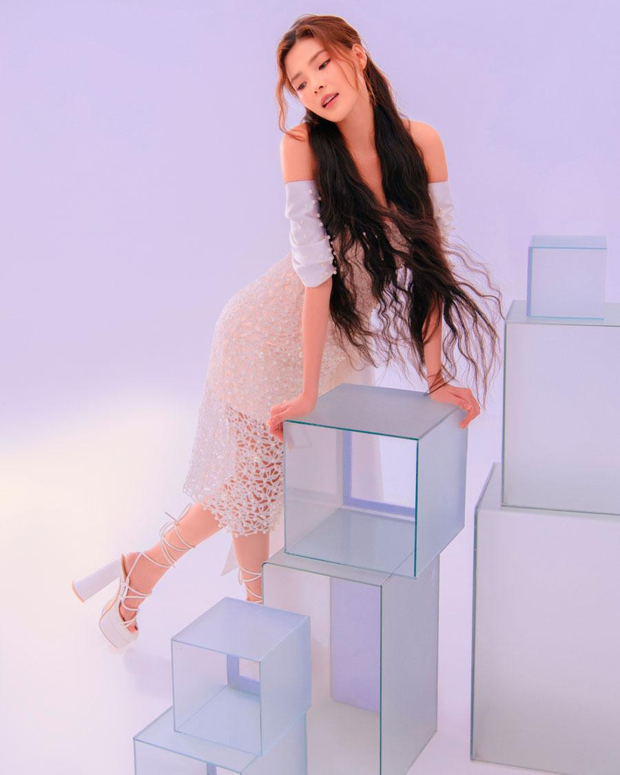 Qua các bộ phim mà cô đảm nhận, đến nay Thúy Diễm đạt độ chín muồi khi tiếp tục tham gia vào những bộ phim truyền hình đòi hỏi sức diễn nặng về tâm lý như Cát đỏ, Dâu bể đường trần…