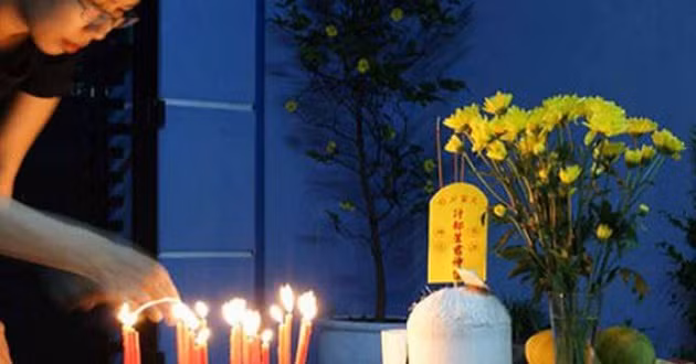 Nam mạng gặp sao La Hầu vào những năm: 10, 19, 28, 37, 46, 55, 64, 73, 82, 91 tuổi. – Nữ mạng gặp sao La Hầu vào những năm: 6, 15, 24, 33, 42, 51, 60, 69, 78, 87, 96 tuổi. 