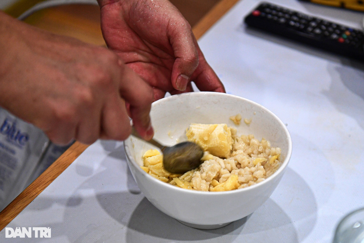 Bất ngờ cuộc sống tuổi 20 của Bôm - con trai diễn viên Quốc Tuấn - Hình 11 Bat ngo cuoc song tuoi 20 cua Bom - con trai dien vien Quoc Tuan-Hinh-11