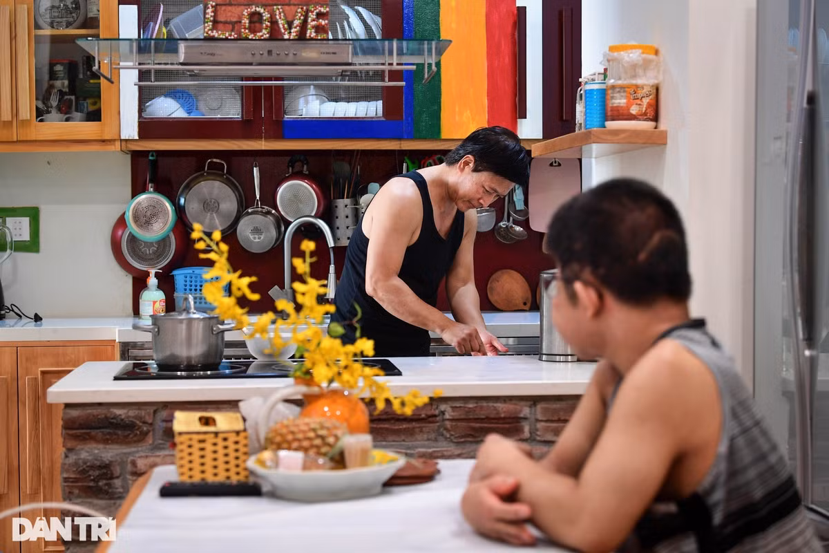 Bat ngo cuoc song tuoi 20 cua Bom - con trai dien vien Quoc Tuan-Hinh-9