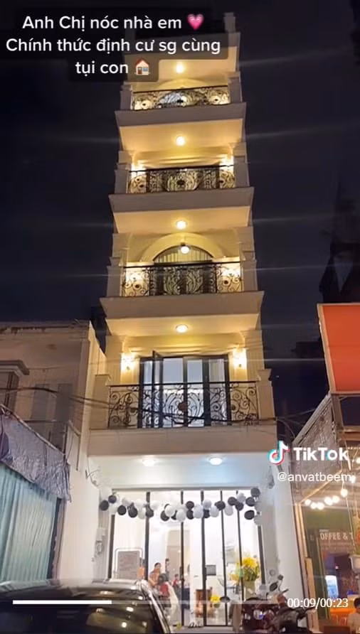 Em gai Nha Phuong khoe nha, dua bo me vao Sai Gon song cung-Hinh-4