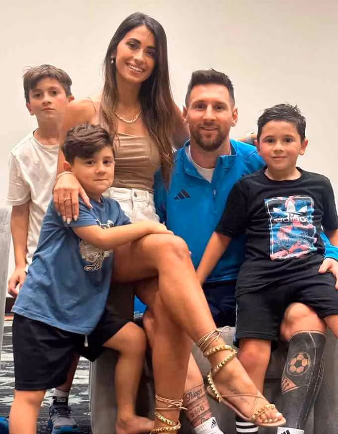 Co tieu thu khien Messi me dam tu nam 9 tuoi-Hinh-5