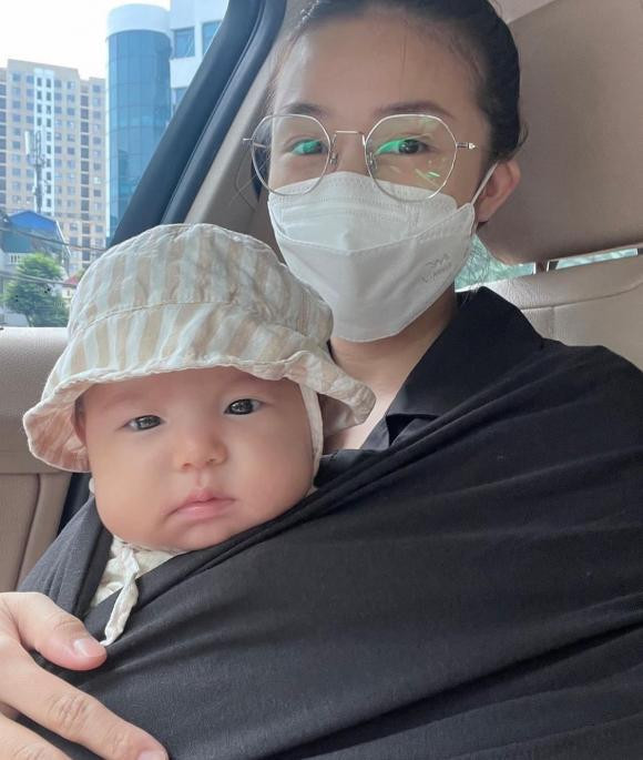 Con gai Salim gay cuoi voi loat anh dung chuan 