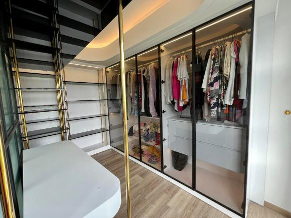 Nhà mới của ca sĩ Pha Lê đang trong quá trình hoàn thiện.