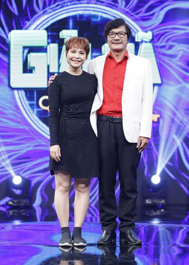 Điều ít biết về vợ trẻ kín tiếng kém 22 tuổi của NSƯT Công Ninh ảnh 6