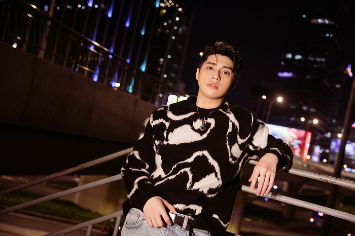 Noo Phuoc Thinh 'lao hoa nguoc', ngay cang dien trai phong do-Hinh-6