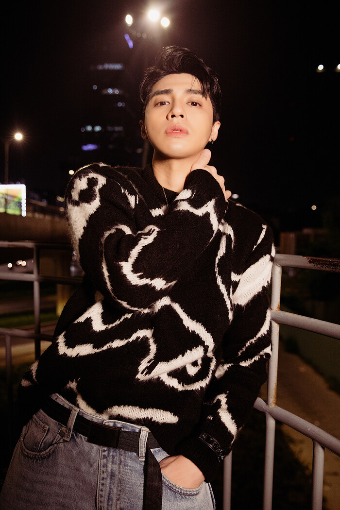 Noo Phuoc Thinh 'lao hoa nguoc', ngay cang dien trai phong do-Hinh-8