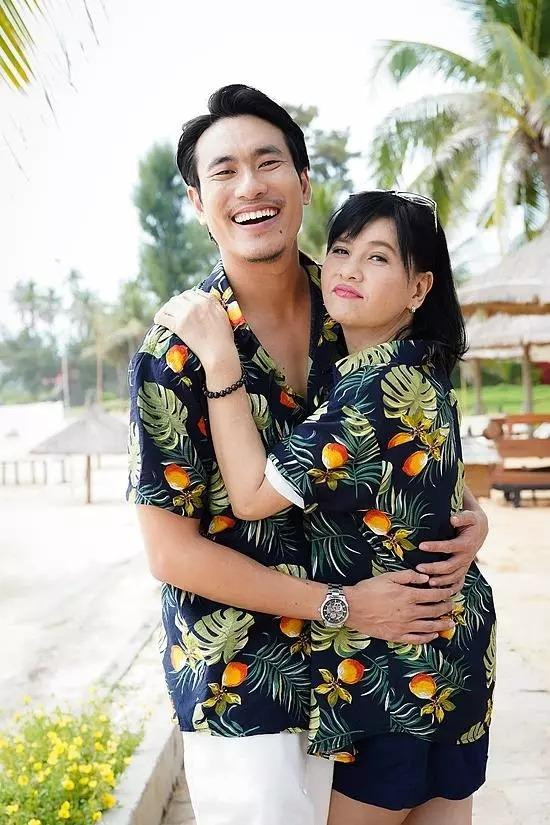 Kieu Minh Tuan: Roi Cat Phuong 