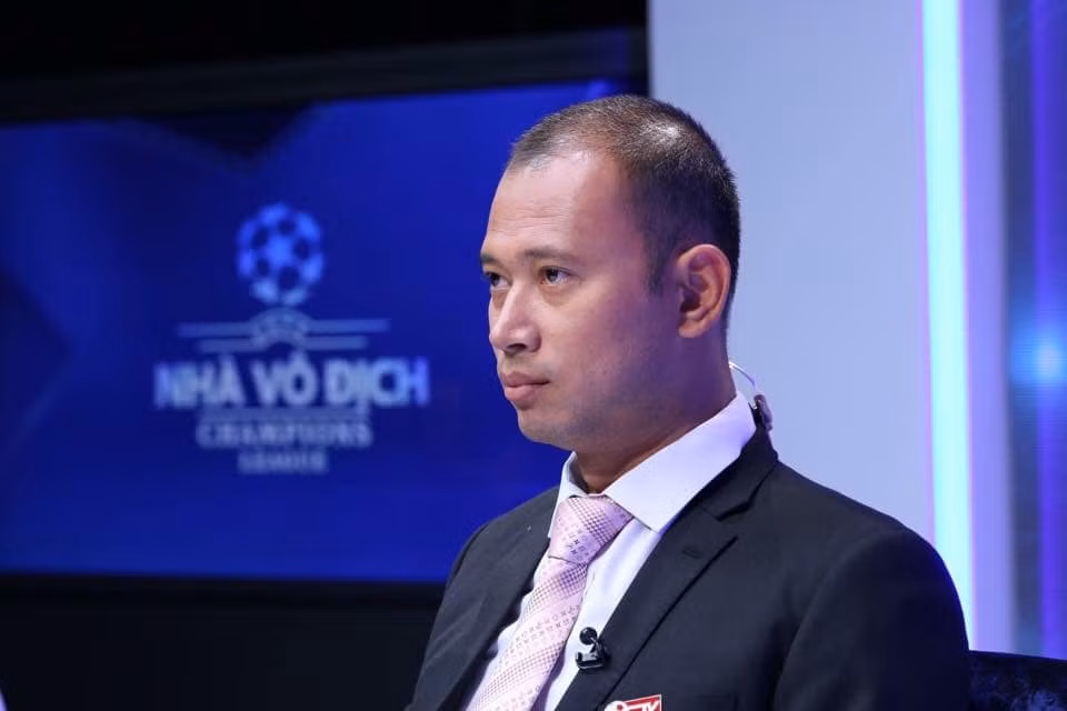 MC nam duy nhat cua VTV de dau troc khi len song la ai?