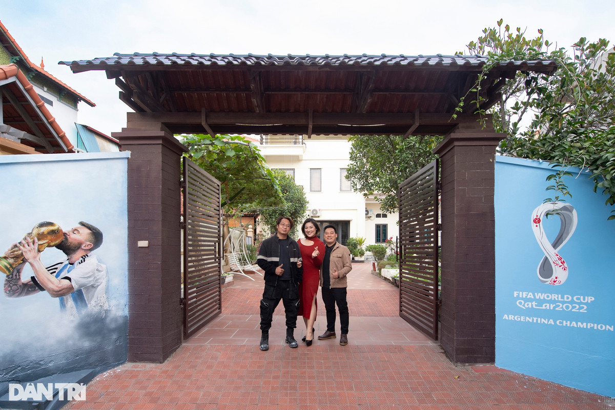 Thay giao chi tien ve hinh Messi nang cup truoc cong nha-Hinh-7