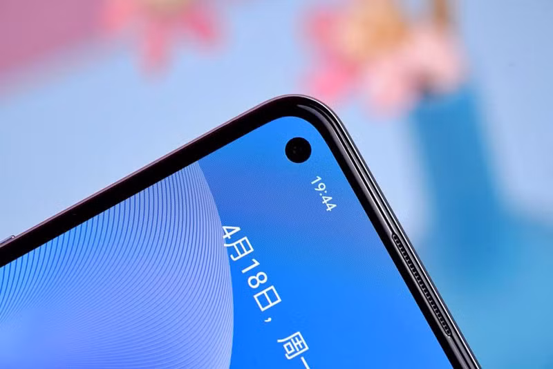 Smartphone cau hinh ‘khung’, man hinh 120Hz, sac 80W, gia 6,8 trieu dong-Hinh-13