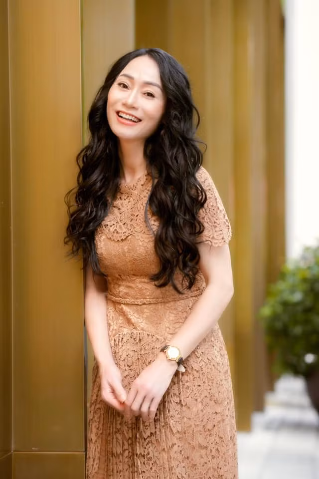 Tuổi 45 của diễn viên Quách Thu Phương - Hình 6 Tuoi 45 cua dien vien Quach Thu Phuong-Hinh-6