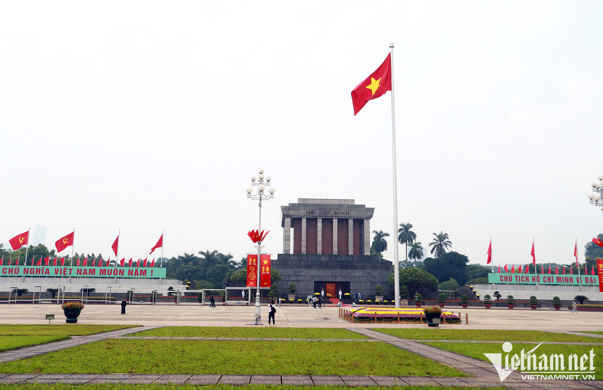 Lễ thượng cờ dịp Quốc khánh ở quảng trường Ba Đình - Hình 9 Le thuong co dip Quoc khanh o quang truong Ba Dinh-Hinh-9