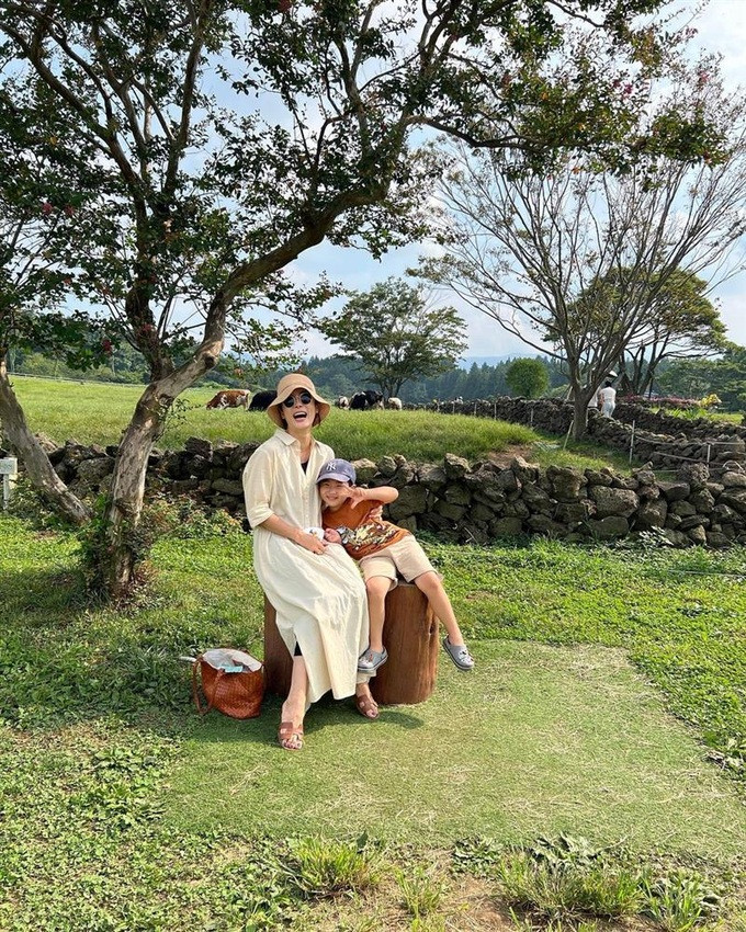 Ngoc nu lan dan hai lan do va niem hanh phuc lam single mom-Hinh-5